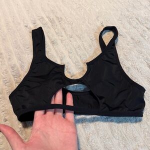 Elegant Black Sports Bra for Women
